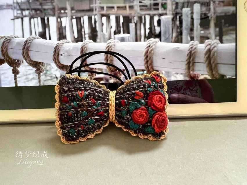 刺绣蝴蝶结发绳