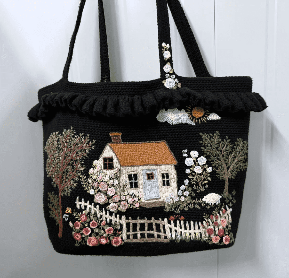 包体刺绣完工，最后再来一个内衬就彻底完成